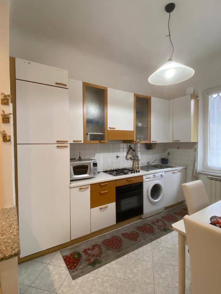 Glitter Home La Spezia Luaran gambar