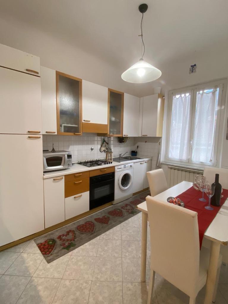 Glitter Home La Spezia Luaran gambar